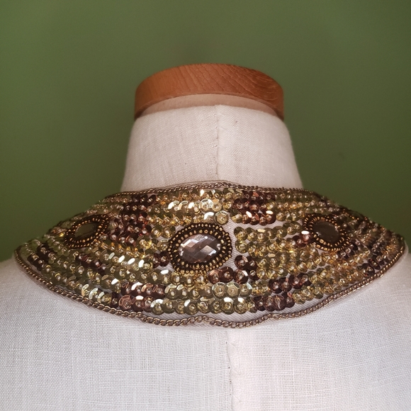 Possibly Haunted Jeweled Mock Collar - Picture 2 of 2